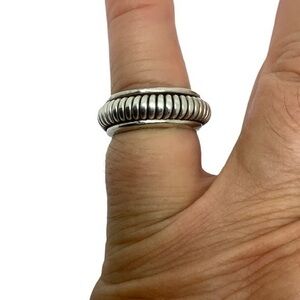 Sterling silver Spinner band ring